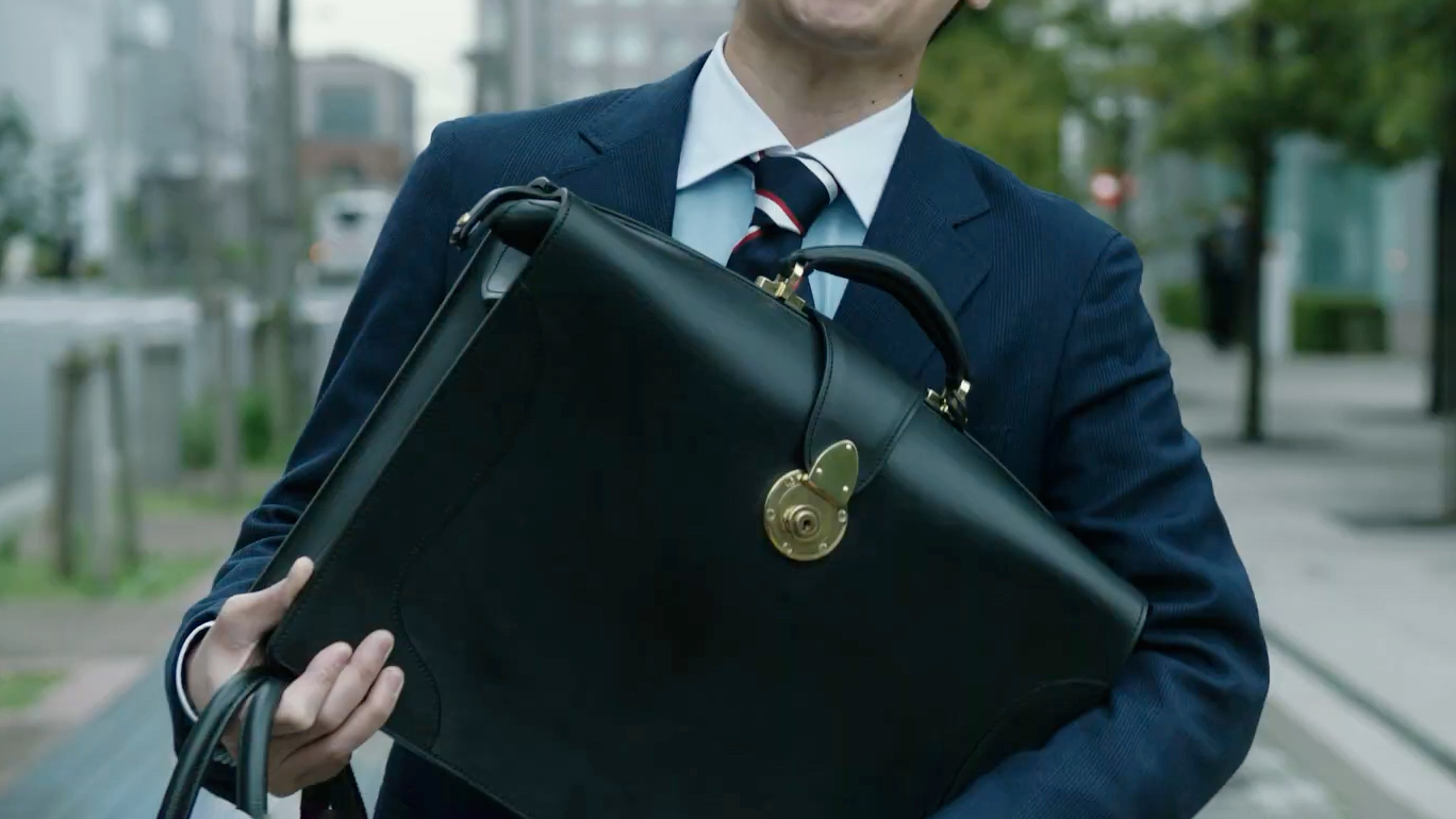 竹之内豊出演のタクシーアプリ「GO」で美術協力したブライドル 二つマチダレス