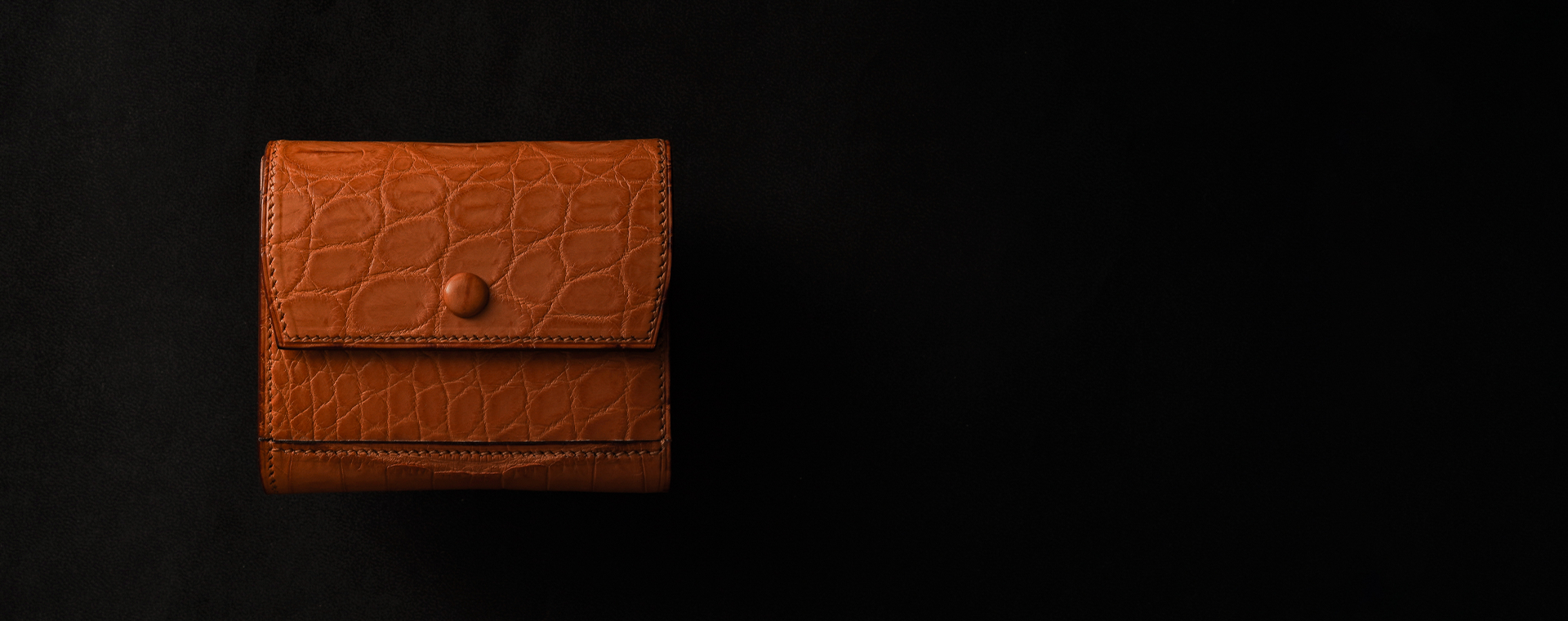 クロコダイル被せ型財布 | 万双公式オンラインショップ