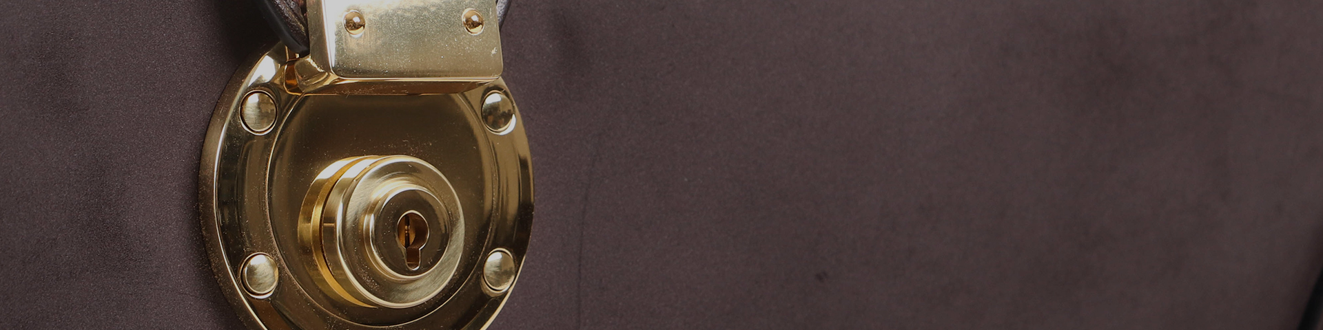 厳選された部品の数々