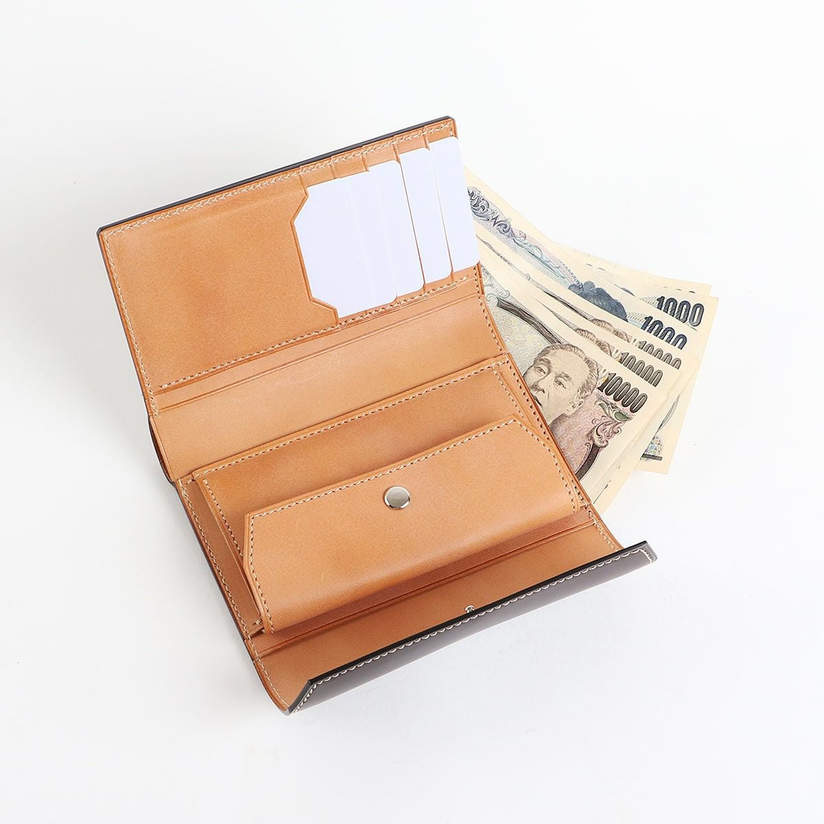 コードバン 三つ折り財布 | 万双公式オンラインショップ