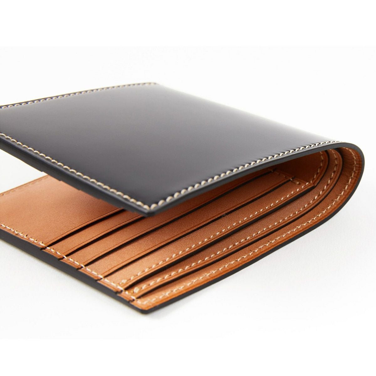 コードバン 二つ折り財布（小銭入無） | 万双公式オンラインショップ