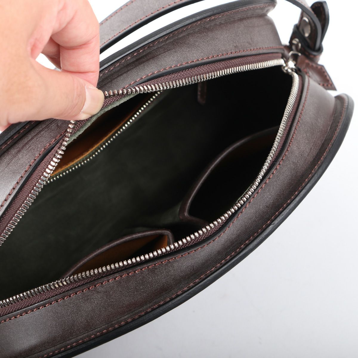 000000000172-04.jpg?size=l&w=